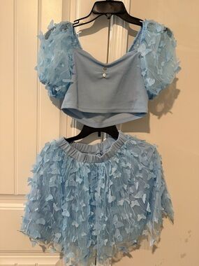 SHEIN Light Blue Kids Matching Top & Skirt Set